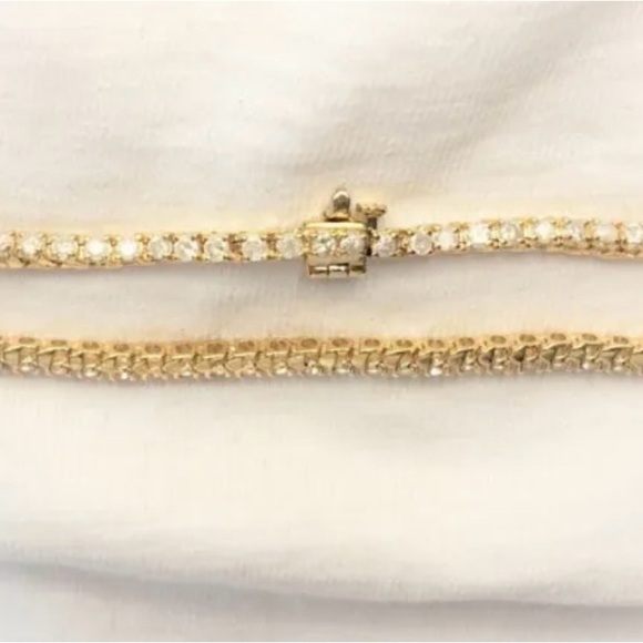 14K Diamond Tennis Bracelet - Picture 10 of 13